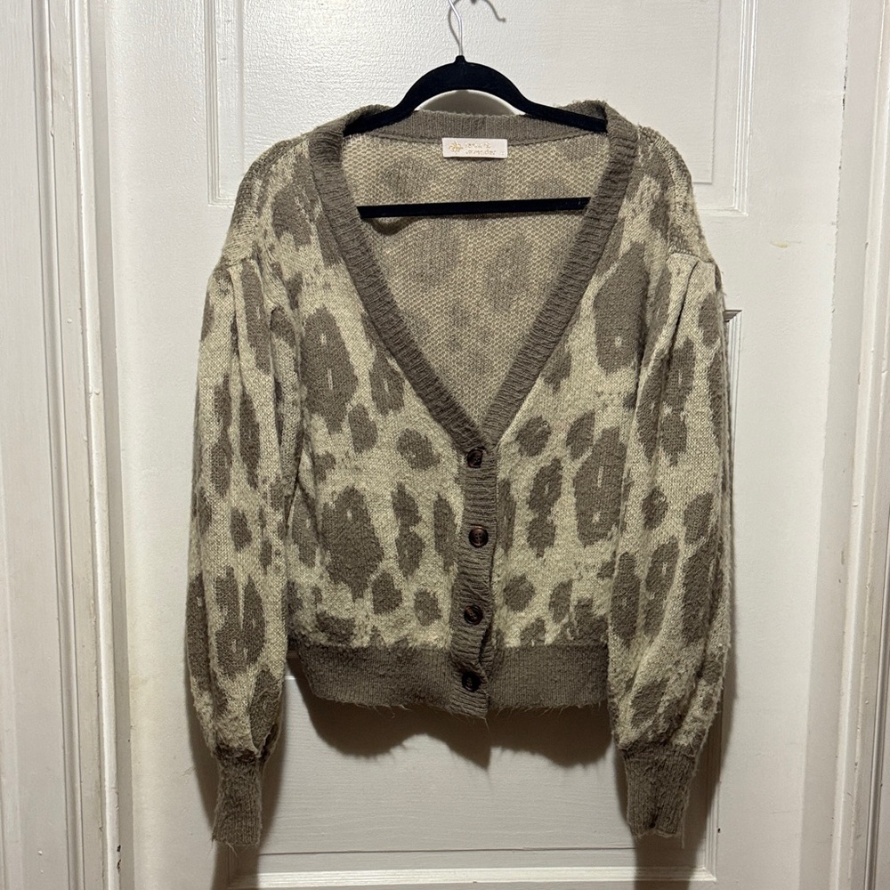 Leopard Print V-Neck Cardigan Sweater